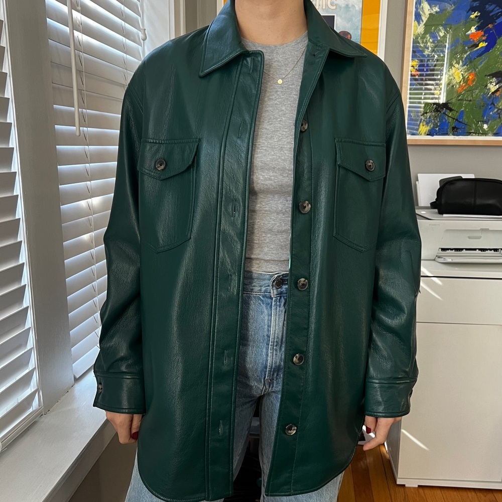 Aritzia Wilfred Ganna Shirt Jacket Fake Leather Sz XS Green